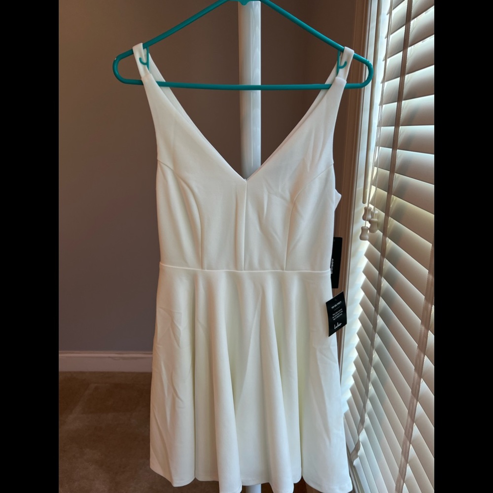 NWT Lulus white dress